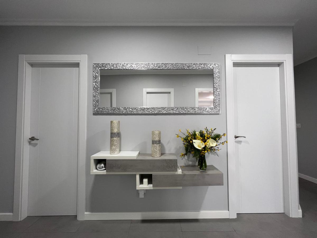 Apartamentos Maria De Lucia-Piso 2º Arou Екстер'єр фото