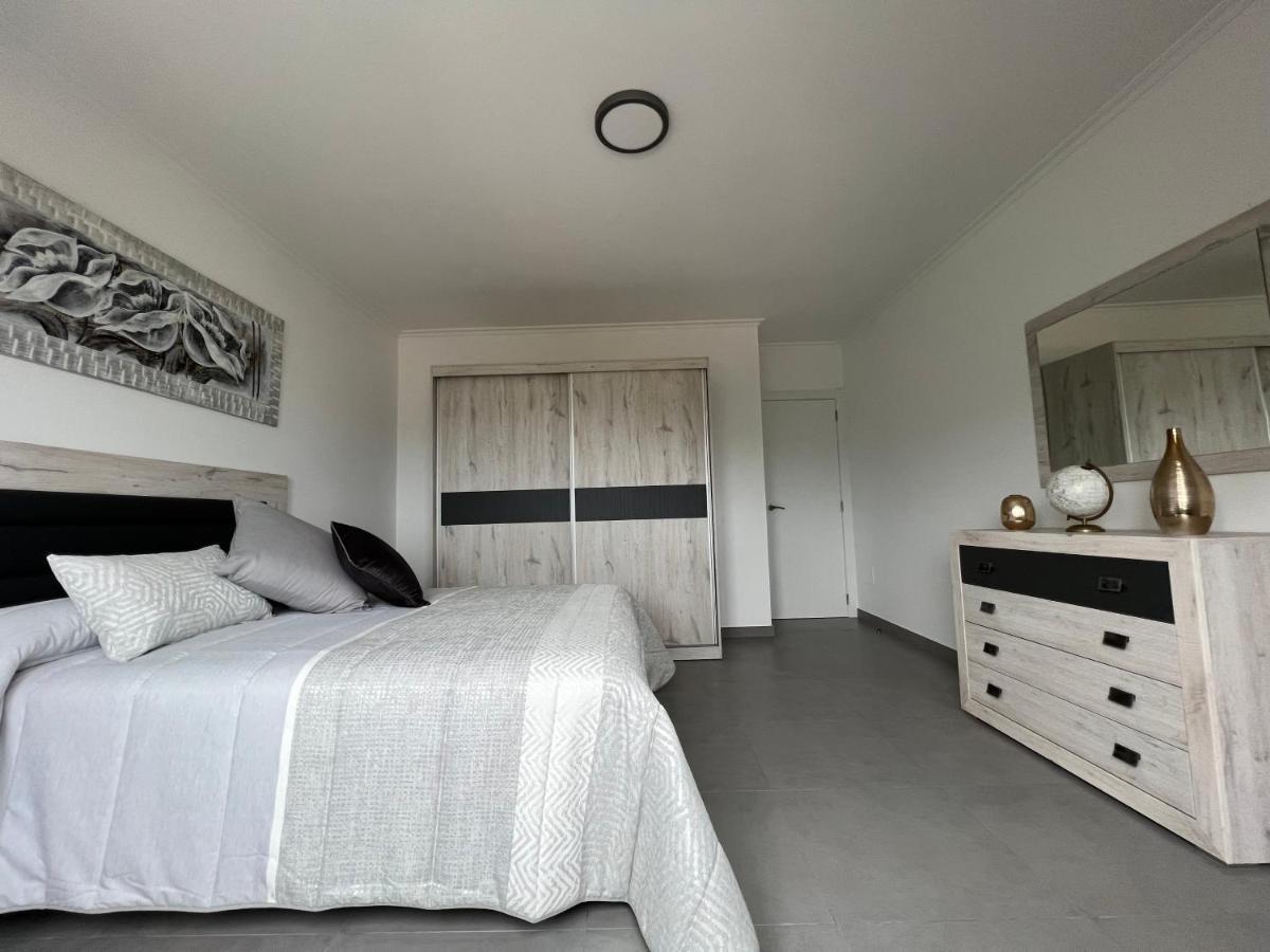 Apartamentos Maria De Lucia-Piso 2º Arou Екстер'єр фото